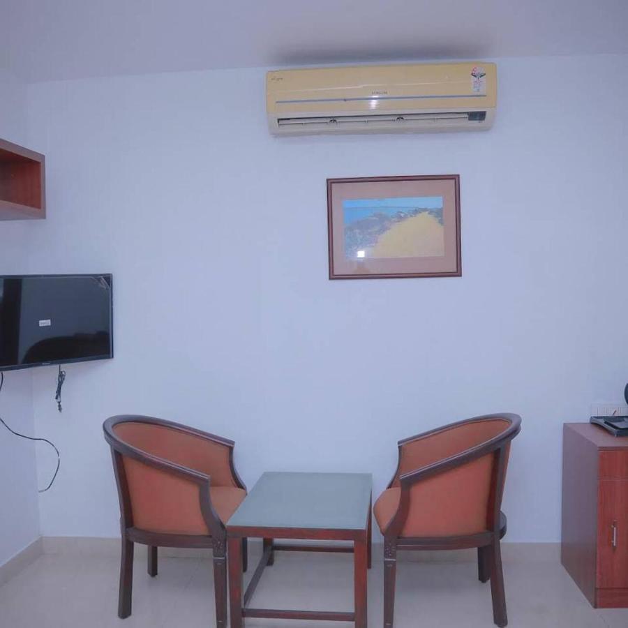 Redbell Suites Malapuram Malappuram Exterior foto
